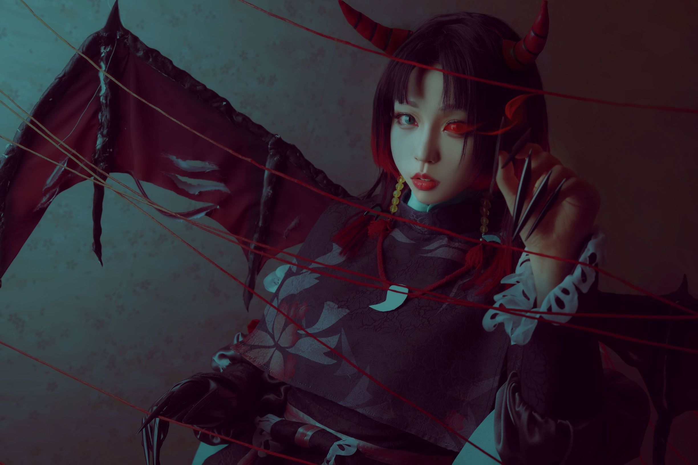 [COS福利]萌妹白易子教主阴阳师吸血姬插图6